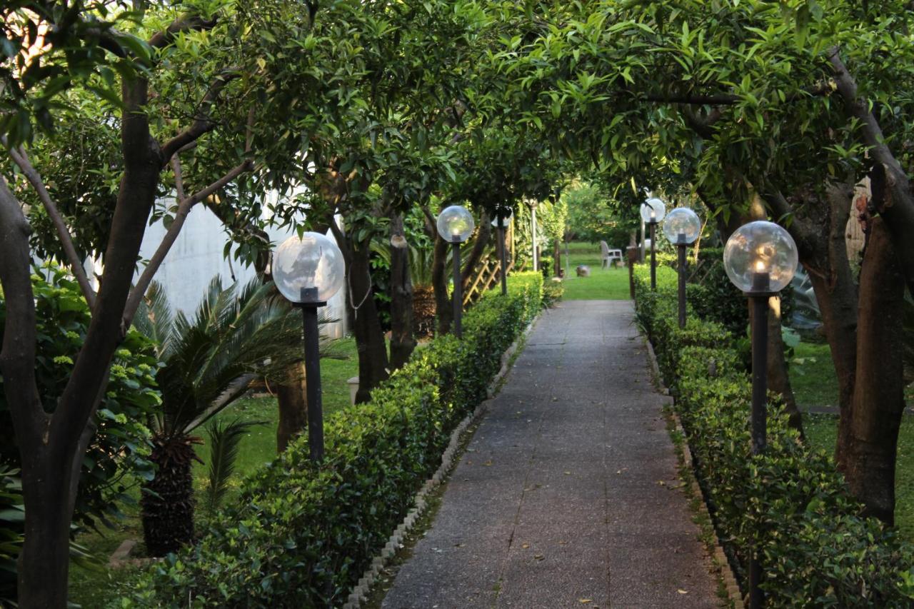 Il Giardino Degli Agrumi Caserte Extérieur photo