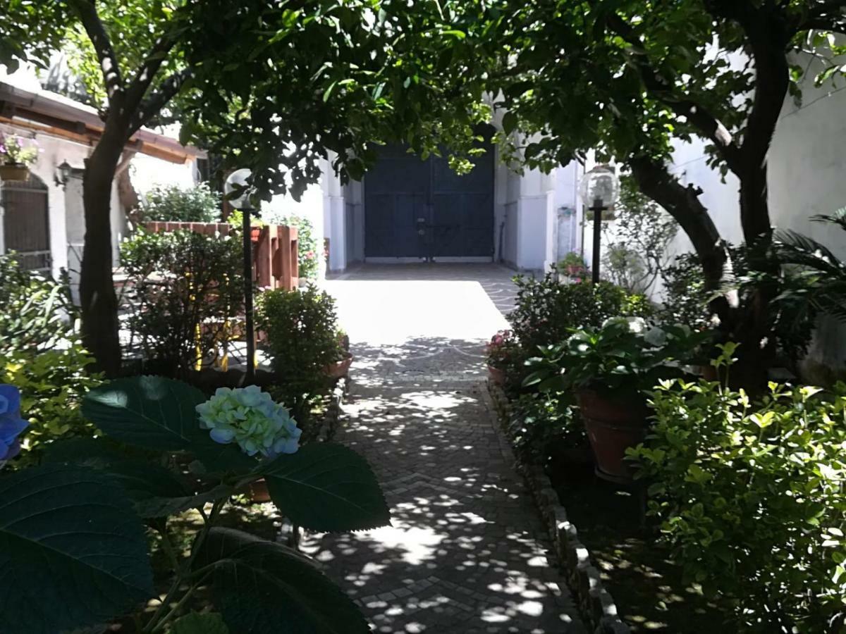 Il Giardino Degli Agrumi Caserte Extérieur photo